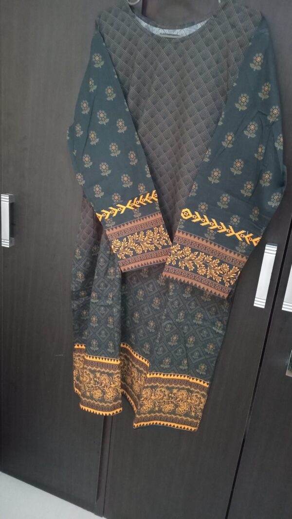 Digital Printed Premium Lawn Suit - Image 2