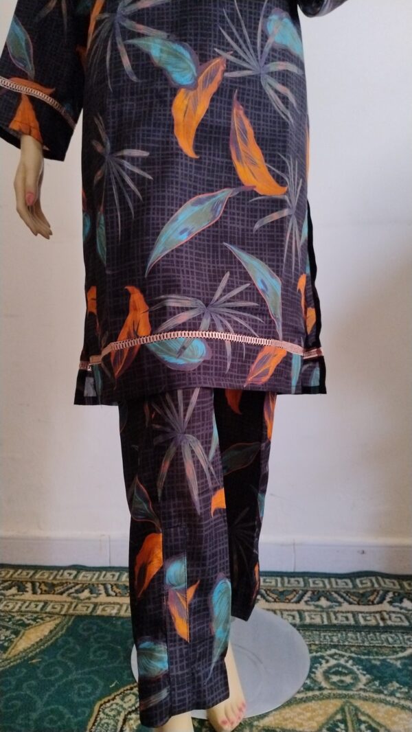 Swiss Lawn Floweral Digital print - Shirt & Trouser - Image 3