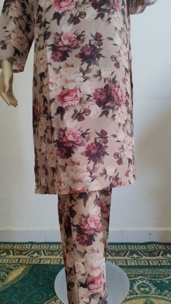 Swiss Lawn Floweral Digital Printed - Shirt & Trouser - Image 3